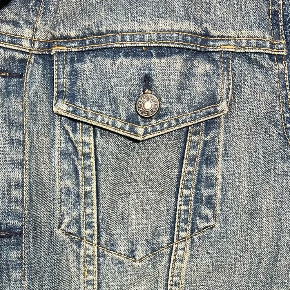 GAP Vintage Denim Jacket - Picture 5 of 8
